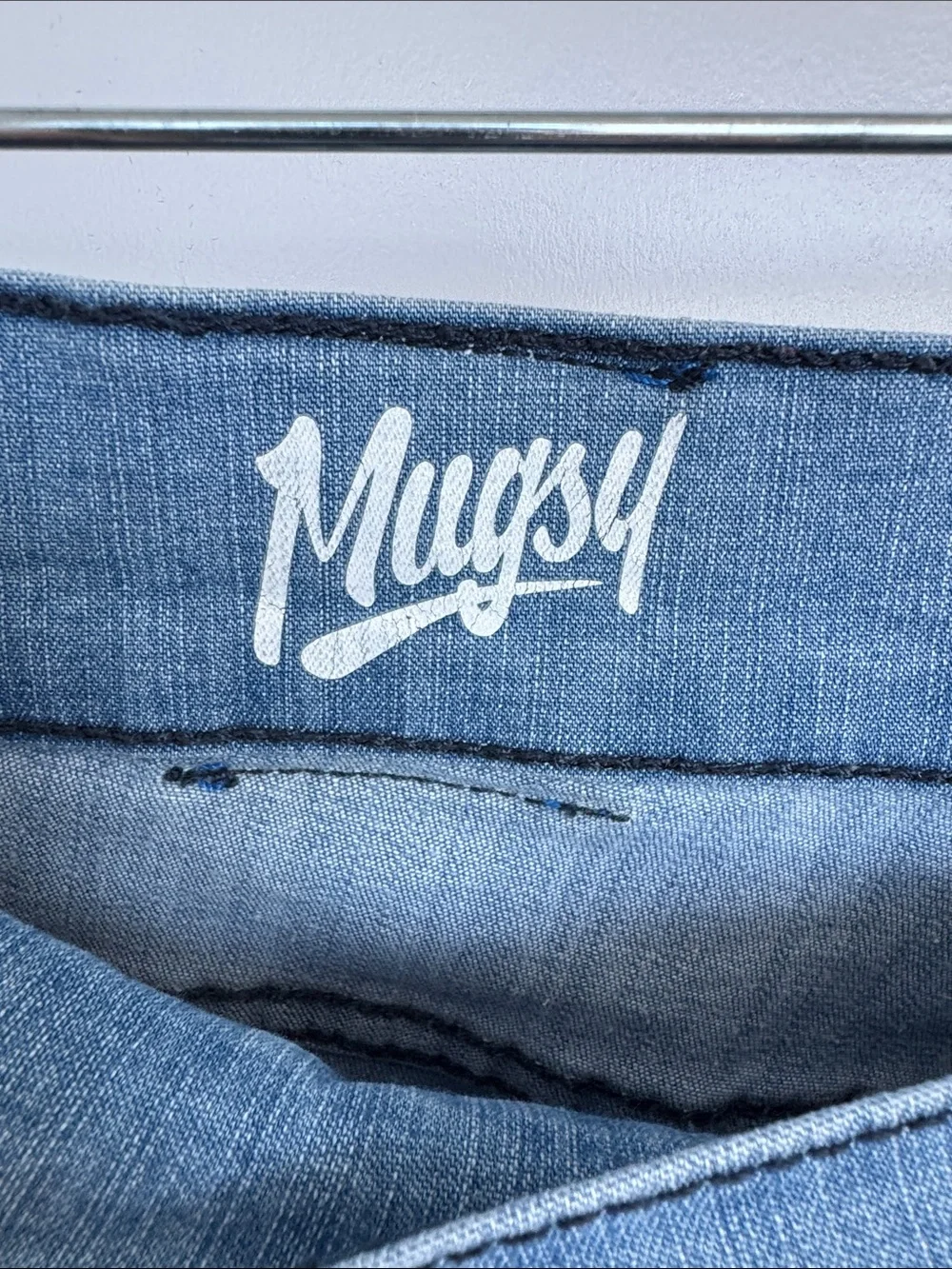 Mugsy Men’s Cooldowns-Coolmax Light Wash Jeans 33x34